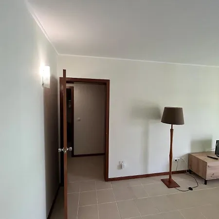 The Quiet Corner Arrifes