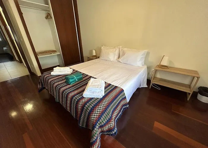 The Quiet Corner Arrifes