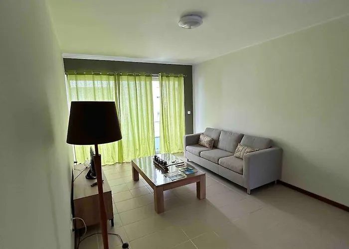 The Quiet Corner * Arrifes