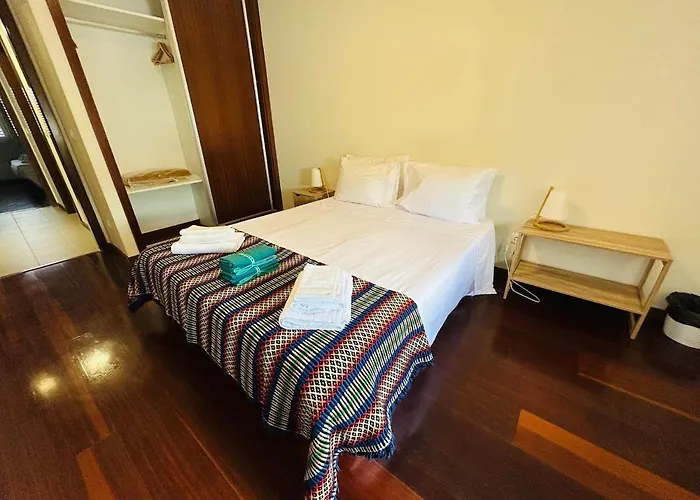 The Quiet Corner Arrifes